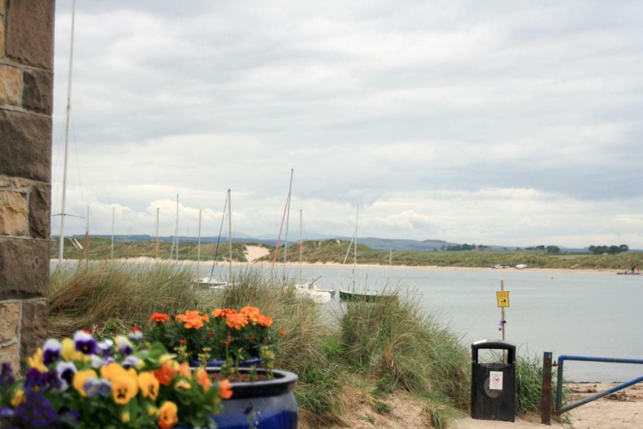 The Haven Villa Бийднъл Екстериор снимка